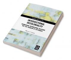 Intersectional Decoloniality