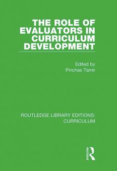 Role of Evaluators in Curriculum Development