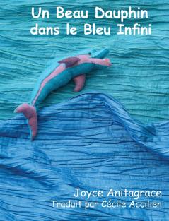 Un Beau Dauphin dans le Bleu Infini