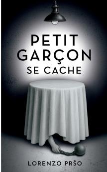 Petit garçon se cache