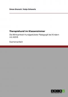 Therapiehund im Klassenzimmer