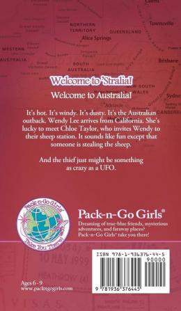 Mystery of the Min Min Lights: Australia 1: 9 (Pack-N-Go Girls Adventures)