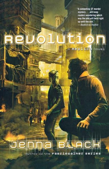 Revolution: 3 (Replica 3)