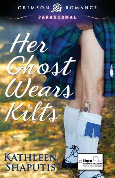 Her Ghost Wears Kilts (Volume 1) (Baillie Castle)