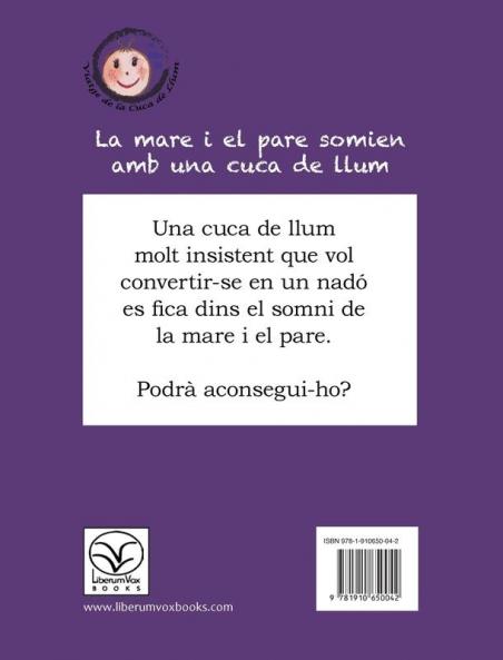 La mare i el pare somien amb una cuca de llum