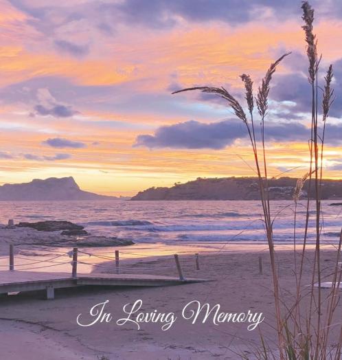 Funeral Guest Book In Loving Memory Memorial Service Guest Book Condolence Book Remembrance Book for Funerals or Wake: HARD COVER. A lasting keepsake for the family.