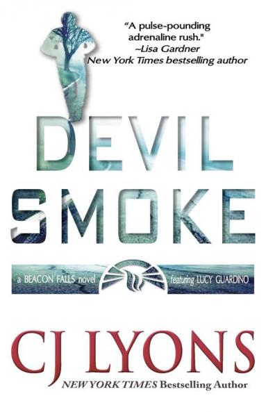 Devil Smoke: a Beacon Falls Thriller featuring Lucy Guardino: 2 (Beacon Falls Cold Case Mysteries)