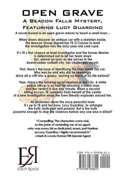 Open Grave: Large Print Edition: 3 (Beacon Falls Cold Case Mysteries)