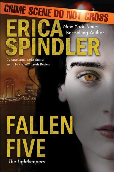 Fallen Five: 3 (Lightkeepers)