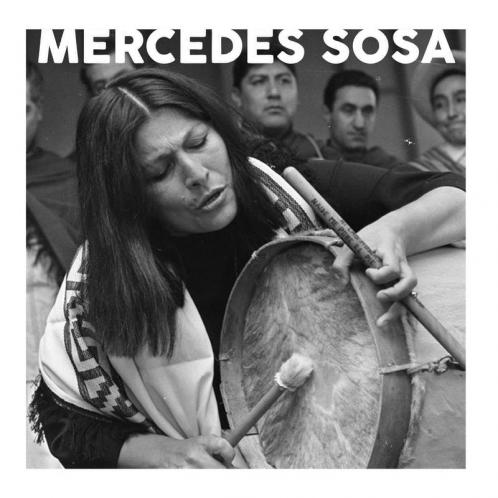Mercedes Sosa - Trayectória Musical (Spanish Edition)