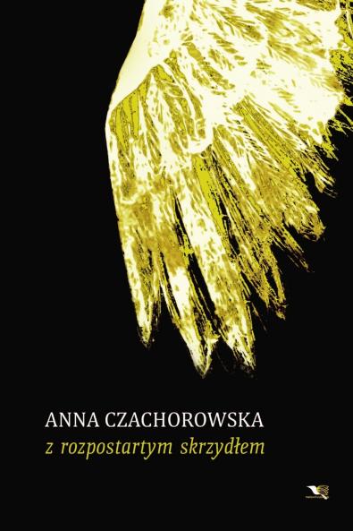Z rozpostartym skrzydłem