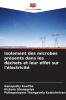 Isolement des microbes présents dans les déchets et leur effet sur l'électricité
