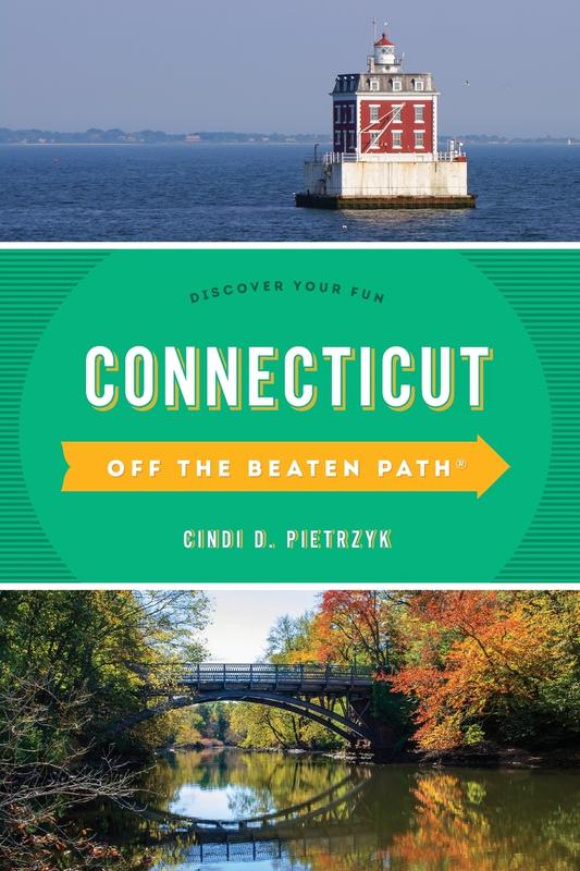 Connecticut Off the Beaten Path (R): Discover Your Fun (Off the Beaten Path Series)